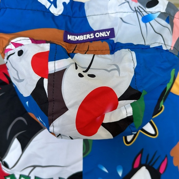 Members Only Looney Toons Windbreaker NWT - Picture 3 of 4
